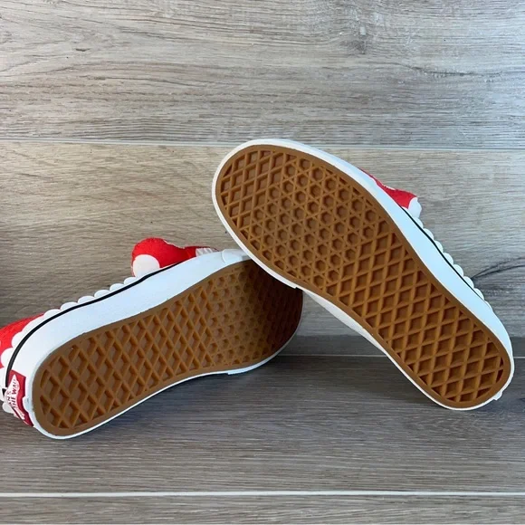 RARE Woman’s VANS Authentic Gore x Disney Minnie's Bow 2018 Size 5 - Picture 9 of 11